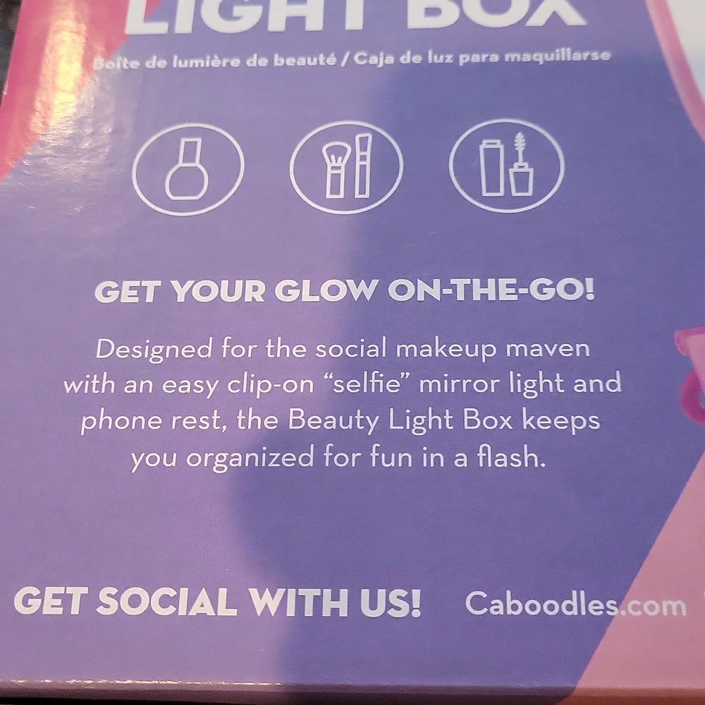 Caboodle beauty light box pink boxed tagged new firm